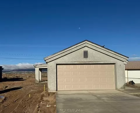 4465 N Eagle Dr, Kingman, AZ 86409 photo 2