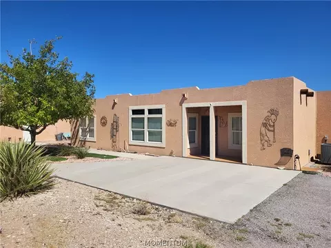 395 Driftwood Way, Meadview, AZ 86444