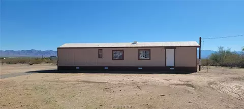 870 S Escuela Rd, Golden Valley, AZ 86413