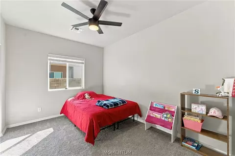 Bedroom - 1729 Pasadena Ave, Kingman, AZ 86401 photo 2 of 4