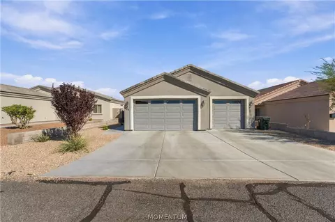 Exterior - 1729 Pasadena Ave, Kingman, AZ 86401 photo 1 of 7