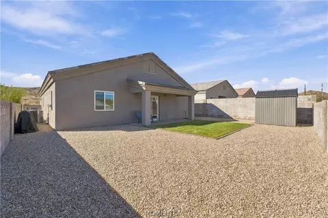 Exterior - 1729 Pasadena Ave, Kingman, AZ 86401 photo 5 of 8