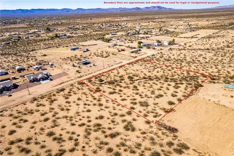 306-03 N 192 N Amado Rd, Golden Valley, AZ 86413