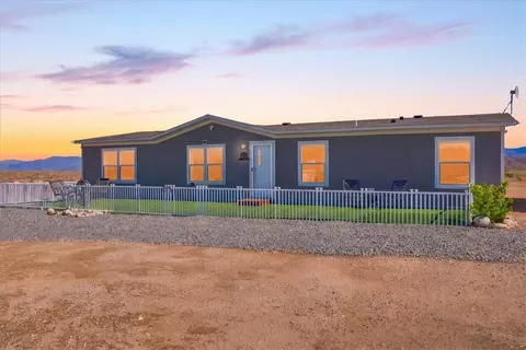 6695 E Huntington Ave, Kingman, AZ 86401