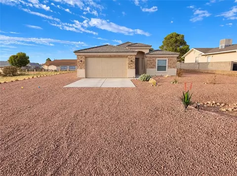 7779 E Sugarloaf St, Kingman, AZ 86401
