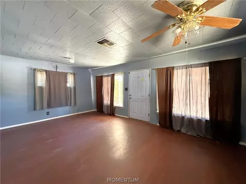 Living - 2029 Simms Ave, Kingman, AZ 86401 photo 1 of 3