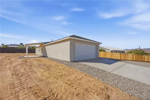 Exterior - 7134 E Rawhide Cir, Kingman, AZ 86401 photo 4 of 5