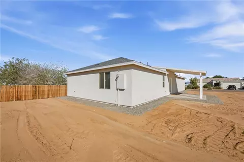 Exterior - 7134 E Rawhide Cir, Kingman, AZ 86401 photo 3 of 5