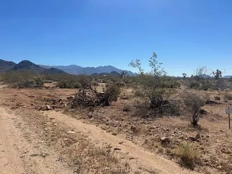 244-08 S 258 S Apache, Yucca, AZ 86438 photo 10