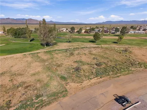 7935 E Pebble Dr, Kingman, AZ 86401 photo 2