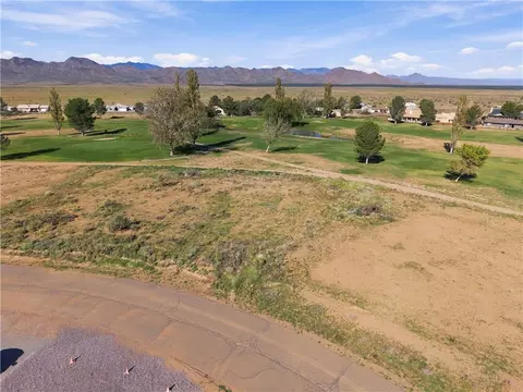 7935 E Pebble Dr, Kingman, AZ 86401 photo 4
