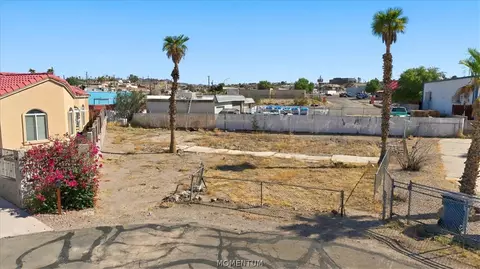 1382 Tuthill Ln, Bullhead City, AZ 86442