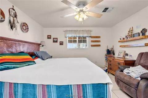 Bedroom - 27675 Stone Ave, Bouse, AZ 85325 photo 2 of 2