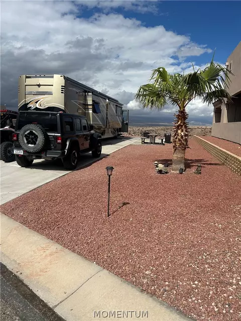 2365 Felipe Dr, Bullhead City, AZ 86442