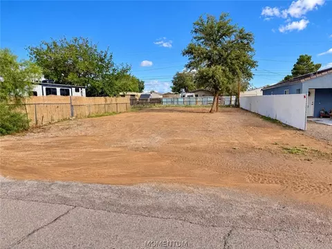 2455 E Devlin Ave, Kingman, AZ 86409 photo 2