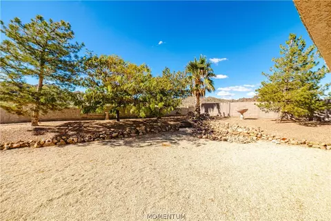 Exterior - 5565 N Storm Cloud Dr, Kingman, AZ 86409 photo 3 of 17