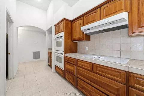 Kitchen - 5565 N Storm Cloud Dr, Kingman, AZ 86409 photo 1 of 4