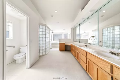 Bath - 5565 N Storm Cloud Dr, Kingman, AZ 86409 photo 1 of 5