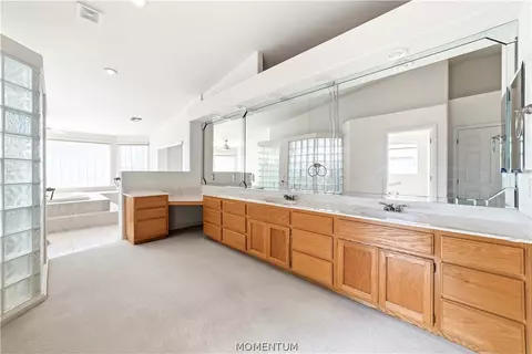 Bath - 5565 N Storm Cloud Dr, Kingman, AZ 86409 photo 2 of 5