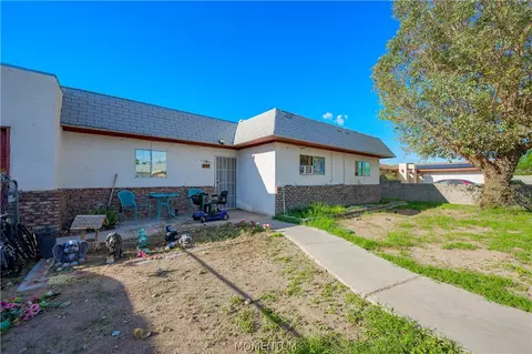 882 La Jolla Dr, Bullhead City, AZ 86442