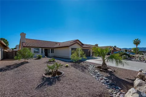 Exterior - 3792 E Packard Ave, Kingman, AZ 86409 photo 5 of 12