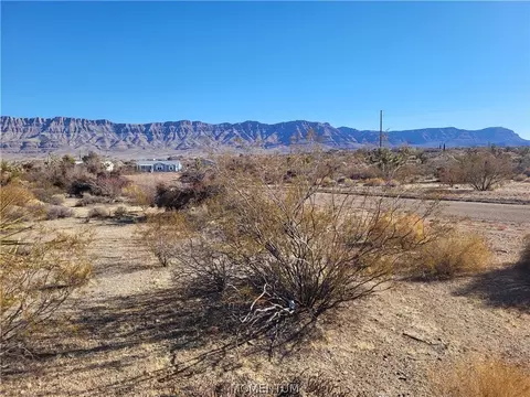 235 Eddy Ln, Meadview, AZ 86444 photo 2
