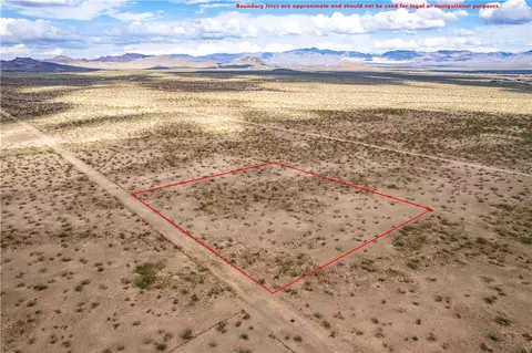 339-17 N 022b N Greer, Golden Valley, AZ 86413