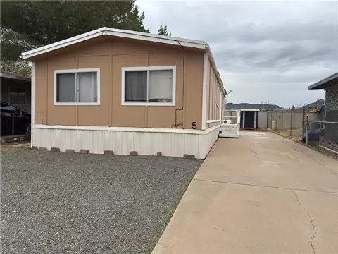 4289 Hwy 68 #5, Golden Valley, AZ 86413