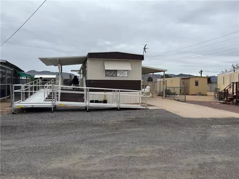 4289 Hwy 68 #3, Golden Valley, AZ 86413