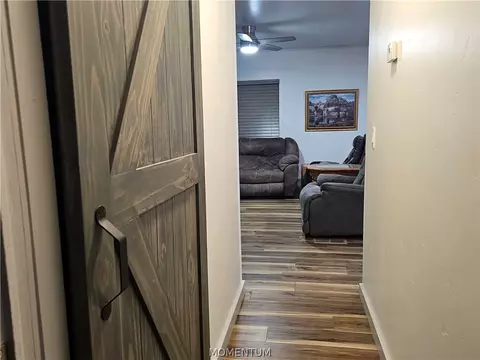Entry Way - 512 E Oak St, Kingman, AZ 86401 photo 1 of 1
