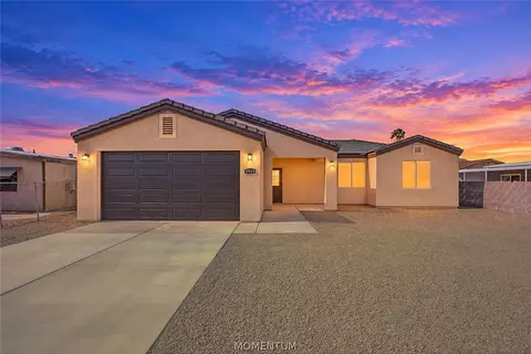 1939 Hualapai, Bullhead City, AZ 86442