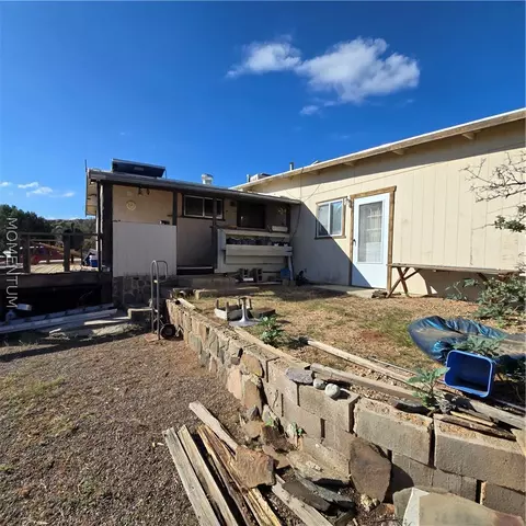 Exterior - 9475 E Hugunin Ln, Kingman, AZ 86401 photo 7 of 19