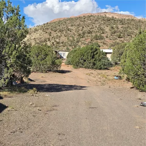 Exterior - 9475 E Hugunin Ln, Kingman, AZ 86401 photo 13 of 19