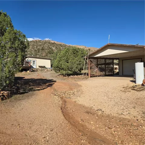 Exterior - 9475 E Hugunin Ln, Kingman, AZ 86401 photo 2 of 19