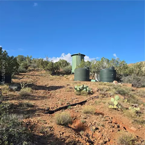 Exterior - 9475 E Hugunin Ln, Kingman, AZ 86401 photo 12 of 19