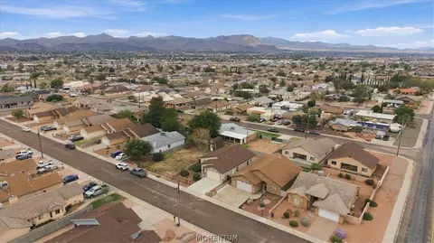 View/Area - 2839 Harrod Ave, Kingman, AZ 86401 photo 2 of 6