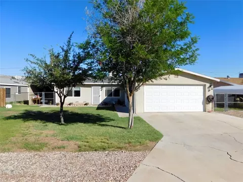 659 Honeysuckle Rd, Bullhead City, AZ 86442