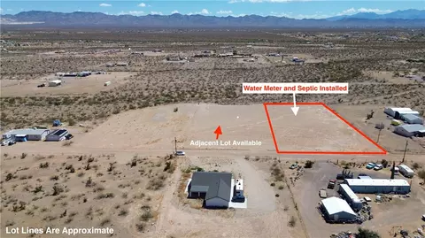 4618 Ehrenberg Rd, Golden Valley, AZ 86413