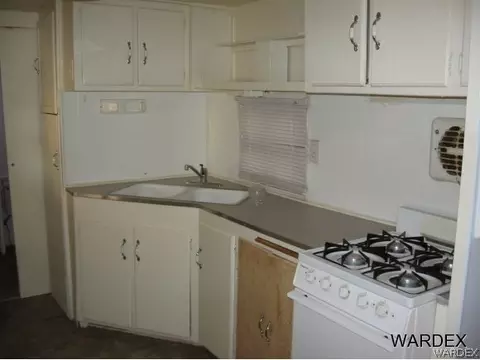 4538 E Kayenta Dr, Topock, AZ 86436 photo 6