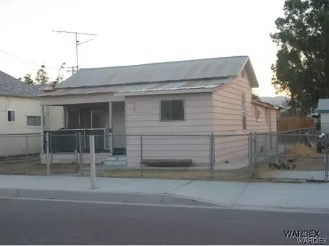 520 Quivera, Needles, CA 92363 photo 1