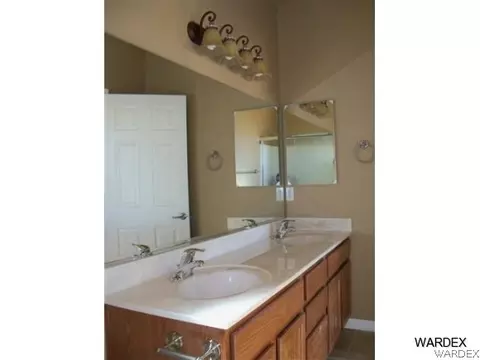3989 E Mcvicar Ave, Kingman, AZ 86409 photo 6