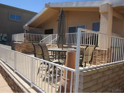 8865 Apache Loop, Parker, AZ 85344 photo 2