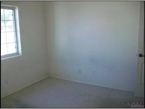 1155 E Ames Ave, Kingman, AZ 86409 photo 4
