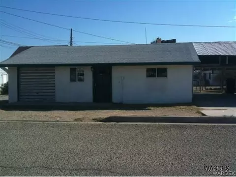 216 San Clemente St, Needles, CA 92363 photo 2