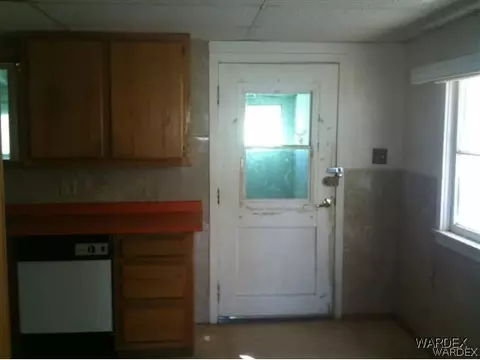 216 San Clemente St, Needles, CA 92363 photo 3