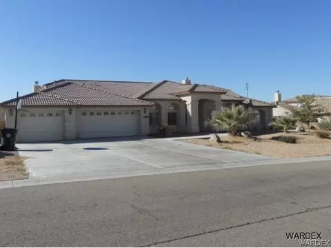 2929 Mountain Trail Rd, Kingman, AZ 86401 photo 2