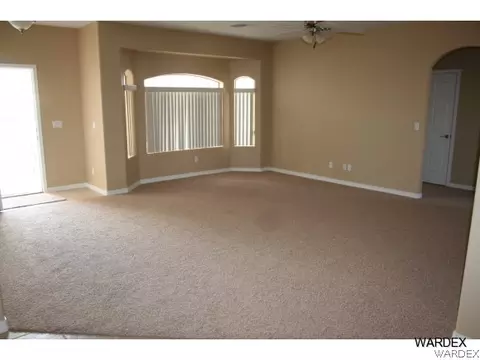 2007 John Wayne Dr, Kingman, AZ 86409 photo 3