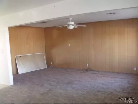 860 E Beverly Ave, Kingman, AZ 86409 photo 2
