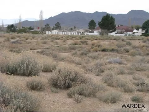 7564 E Cayuse Dr, Kingman, AZ 86401 photo 4