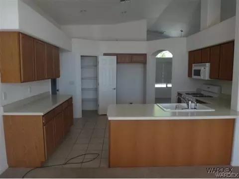 3792 E Ames Ave, Kingman, AZ 86409 photo 8